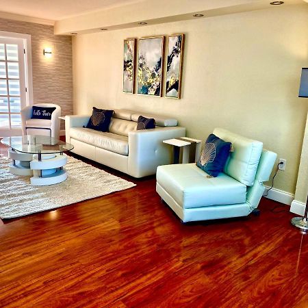 Deluxe Waterfront One Bedroom Apartment With Miami Skyline View, Free Parking 5 Mins Drive To Miami Beach Kültér fotó