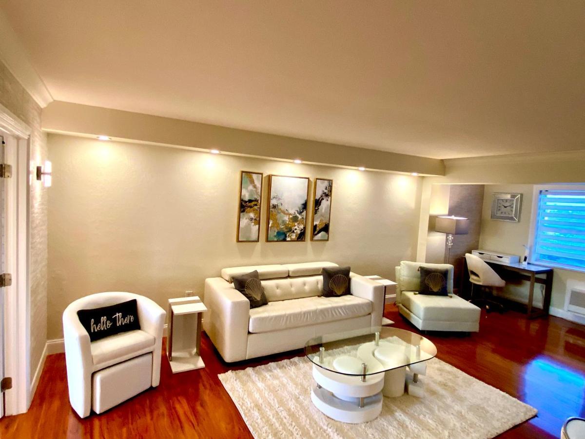 Deluxe Waterfront One Bedroom Apartment With Miami Skyline View, Free Parking 5 Mins Drive To Miami Beach Kültér fotó