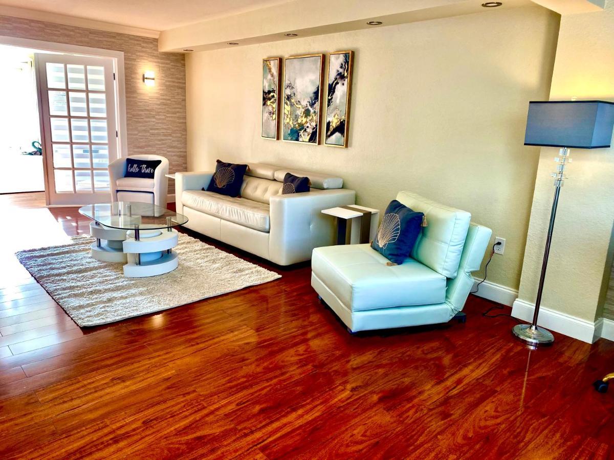 Deluxe Waterfront One Bedroom Apartment With Miami Skyline View, Free Parking 5 Mins Drive To Miami Beach Kültér fotó
