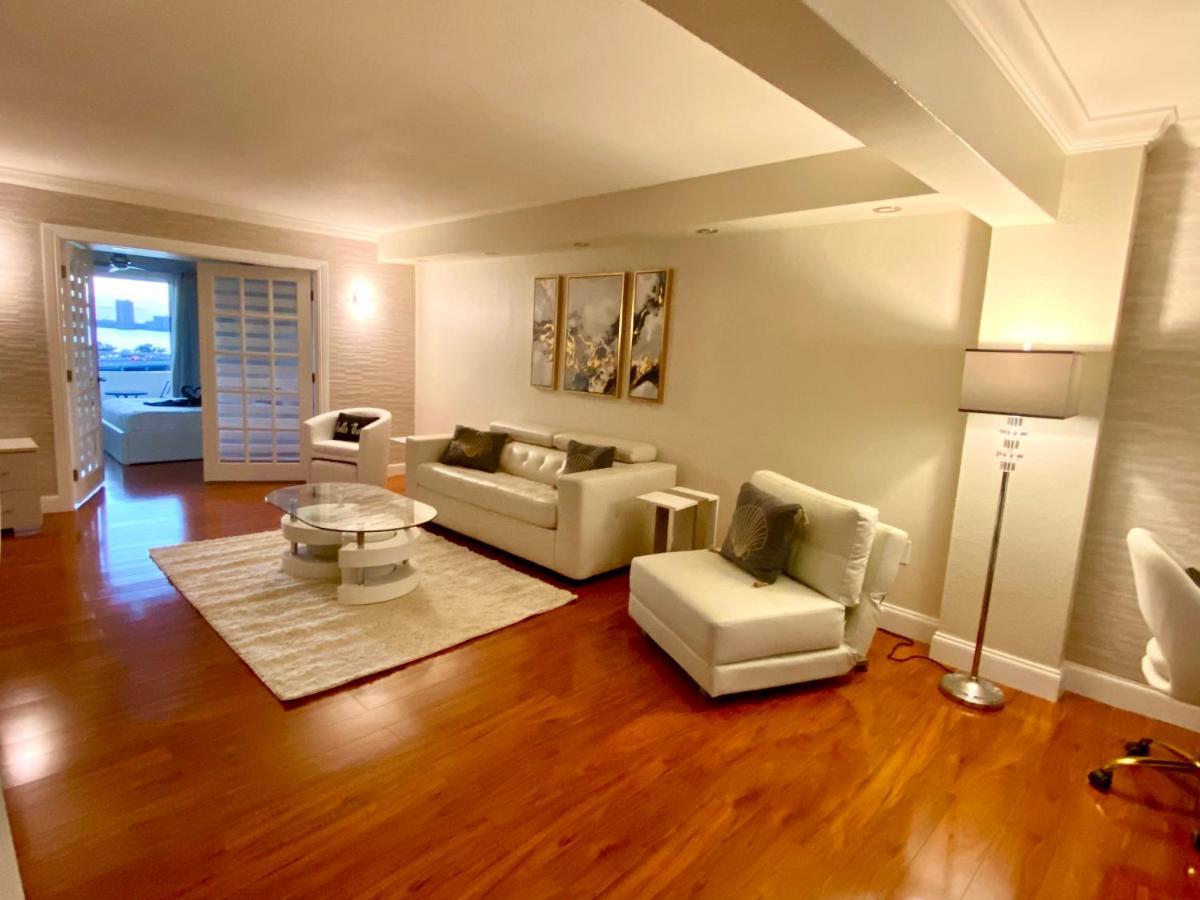 Deluxe Waterfront One Bedroom Apartment With Miami Skyline View, Free Parking 5 Mins Drive To Miami Beach Kültér fotó
