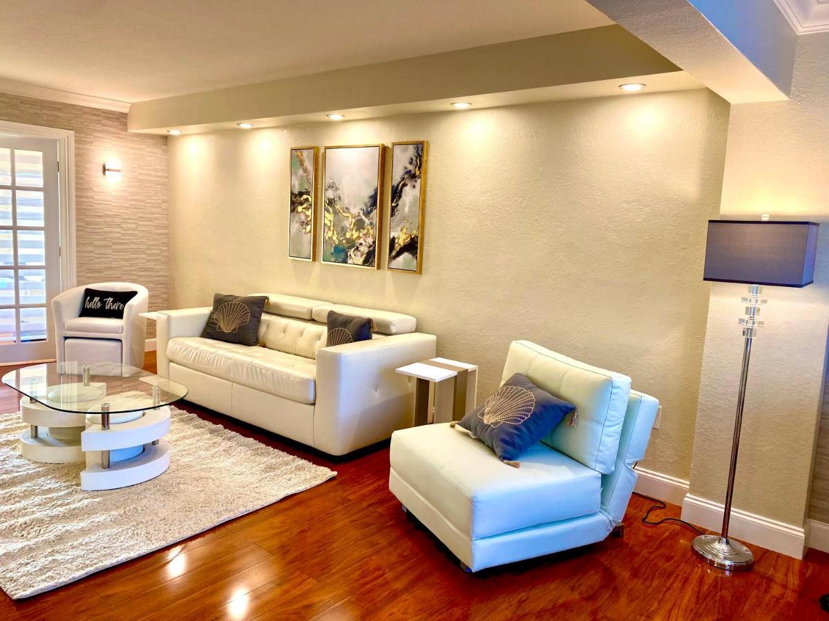 Deluxe Waterfront One Bedroom Apartment With Miami Skyline View, Free Parking 5 Mins Drive To Miami Beach Kültér fotó