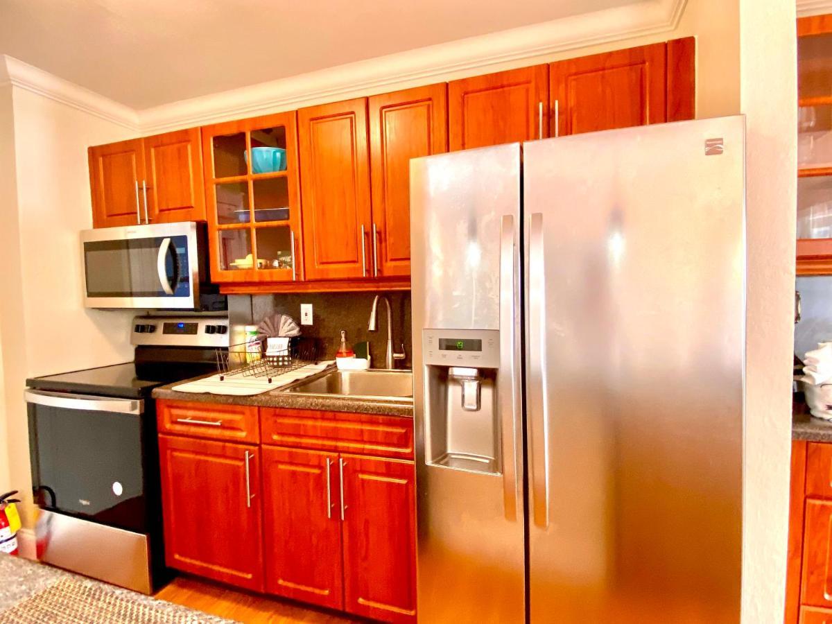 Deluxe Waterfront One Bedroom Apartment With Miami Skyline View, Free Parking 5 Mins Drive To Miami Beach Kültér fotó
